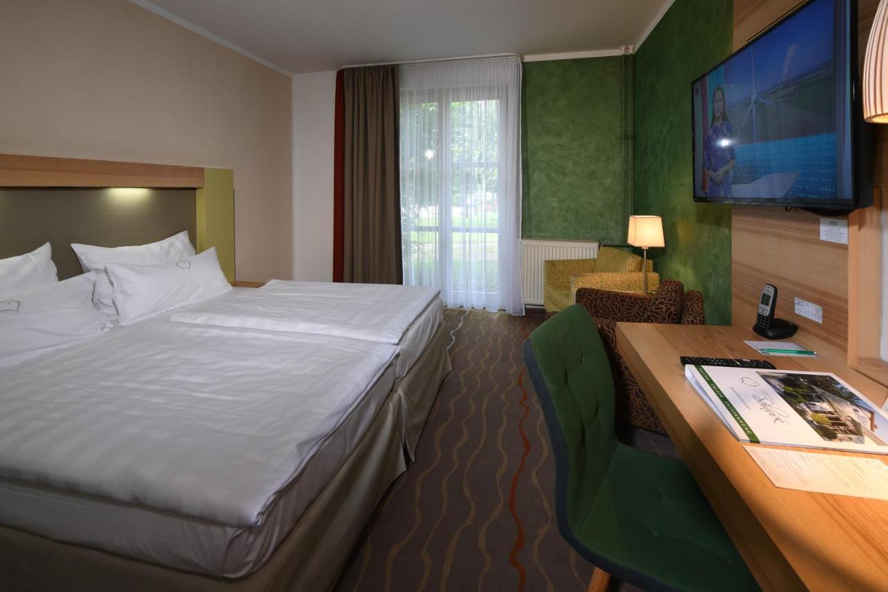 Landhotel Schnuck شنيفردينغين المظهر الخارجي الصورة