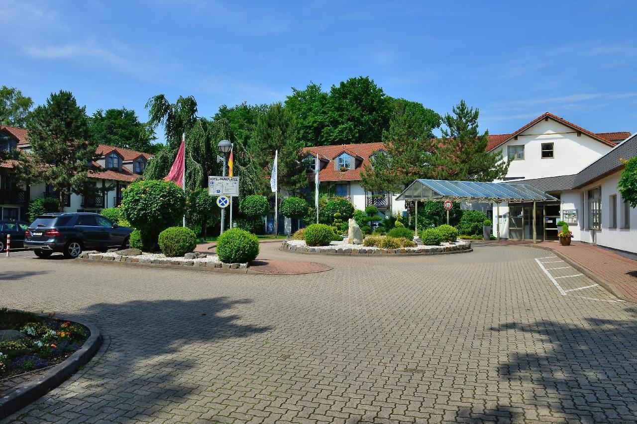 Landhotel Schnuck شنيفردينغين المظهر الخارجي الصورة